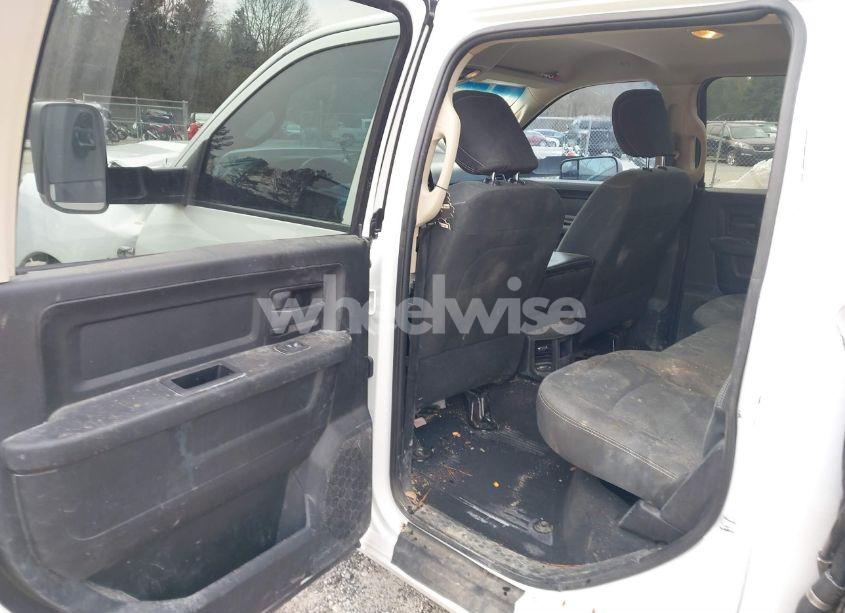 Photo 8 of 2020 Ram 3500 TRADESMAN 4X4 8' BOX (VIN 3C63RRGL4LG114369)