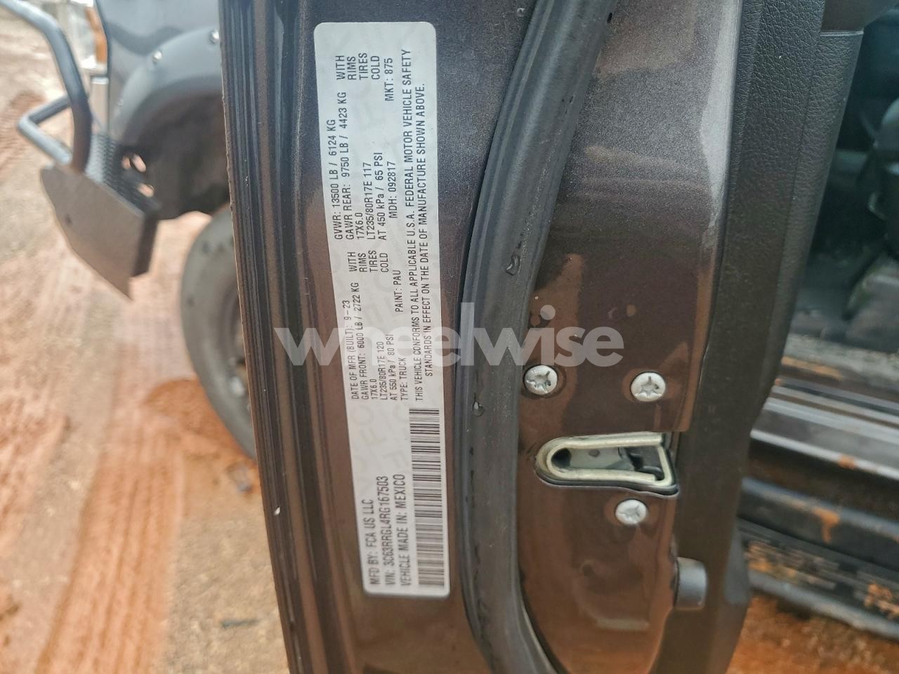 Photo 12 of 2024 RAM 3500 TRADESMAN (VIN 3C63RRGL4RG167503)