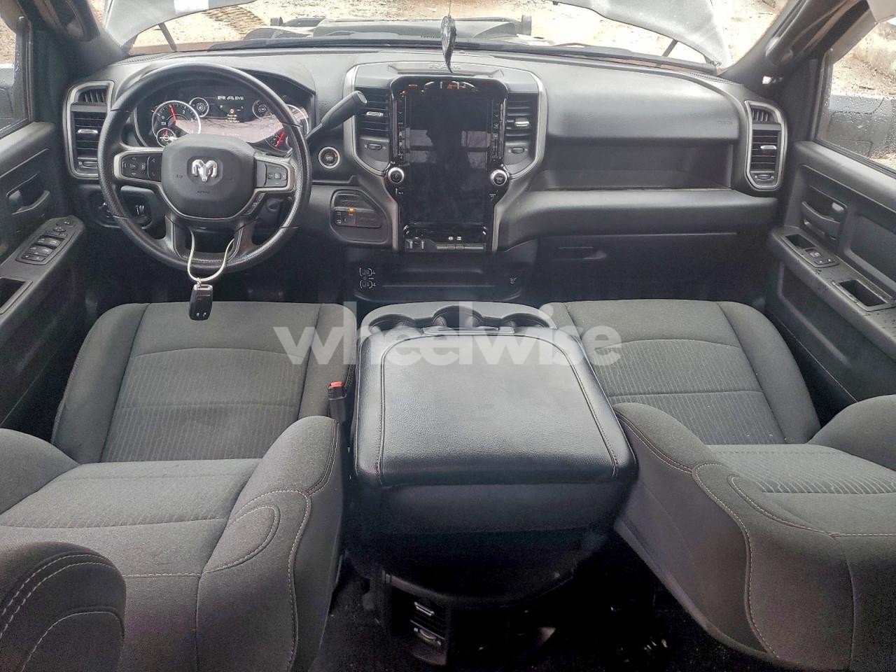 Photo 8 of 2024 RAM 3500 TRADESMAN (VIN 3C63RRGL4RG167503)