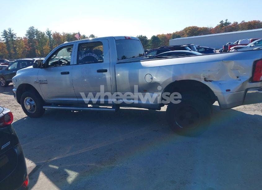 Photo 14 of 2014 Ram 3500 TRADESMAN (VIN 3C63RRGL5EG201135)