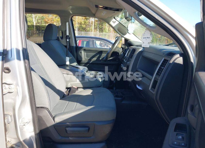 Photo 5 of 2014 Ram 3500 TRADESMAN (VIN 3C63RRGL5EG201135)