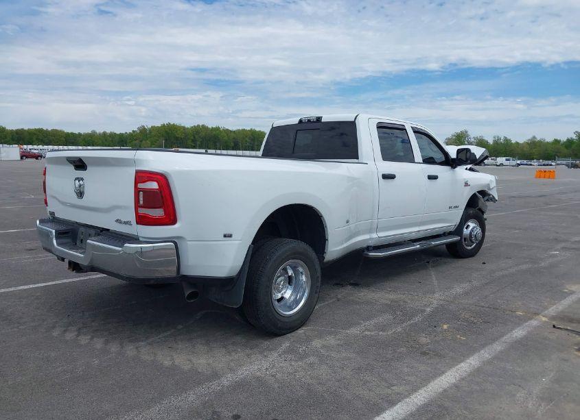 Photo 4 of 2020 Ram 3500 TRADESMAN 4X4 8' BOX (VIN 3C63RRGL5LG271313)
