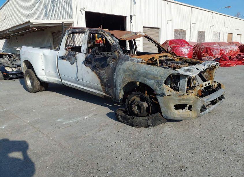 2021 Ram 3500 TRADESMAN 4X4 8' BOX (VIN 3C63RRGL5MG589580) main photo