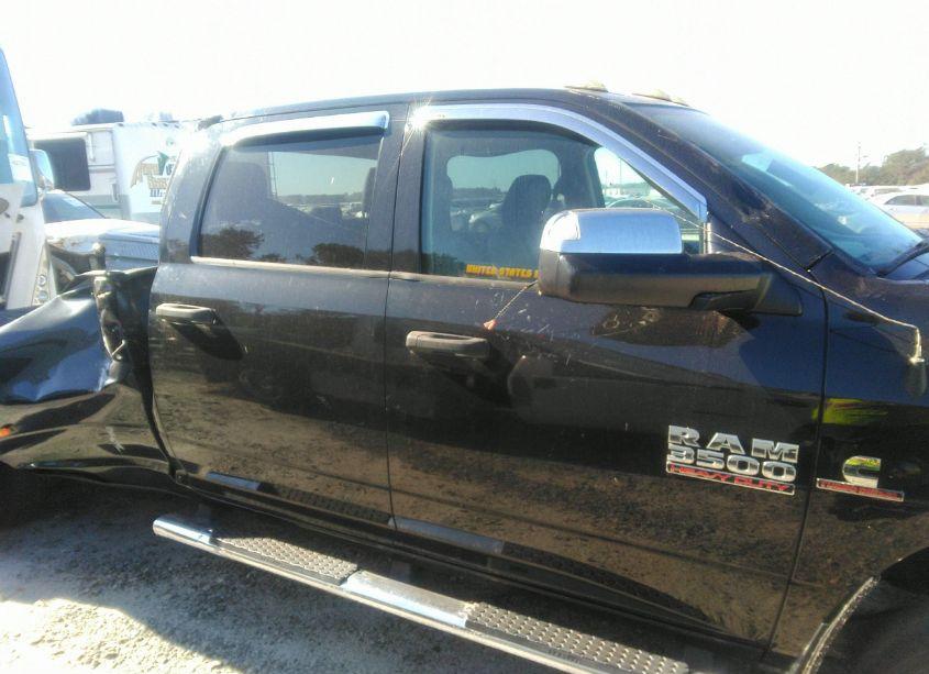 Photo 13 of 2016 Ram 3500 TRADESMAN (VIN 3C63RRGL6GG327376)