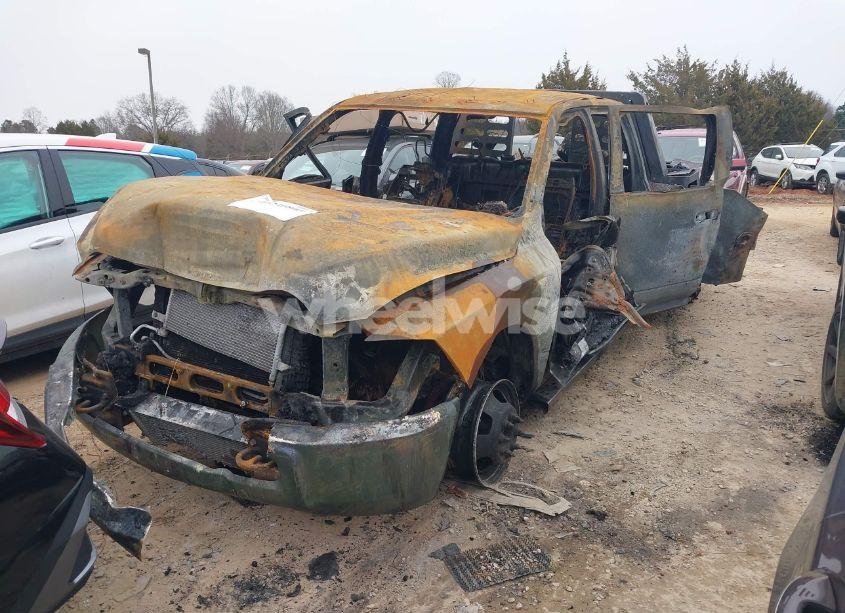 2018 Ram 3500 TRADESMAN 4X4 8' BOX (VIN 3C63RRGL6JG319558) main photo