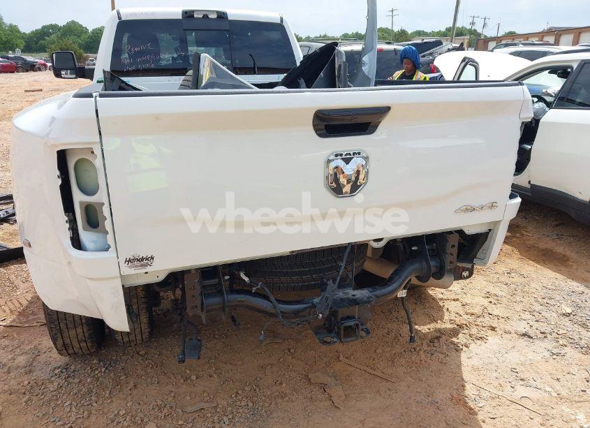 Photo 19 of 2024 Ram 3500 TRADESMAN 4X4 8' BOX (VIN 3C63RRGL6RG307826)