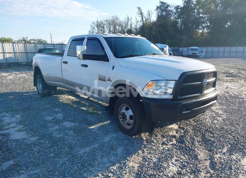 2018 Ram 3500 (VIN 3C63RRGL7JG267101) main photo