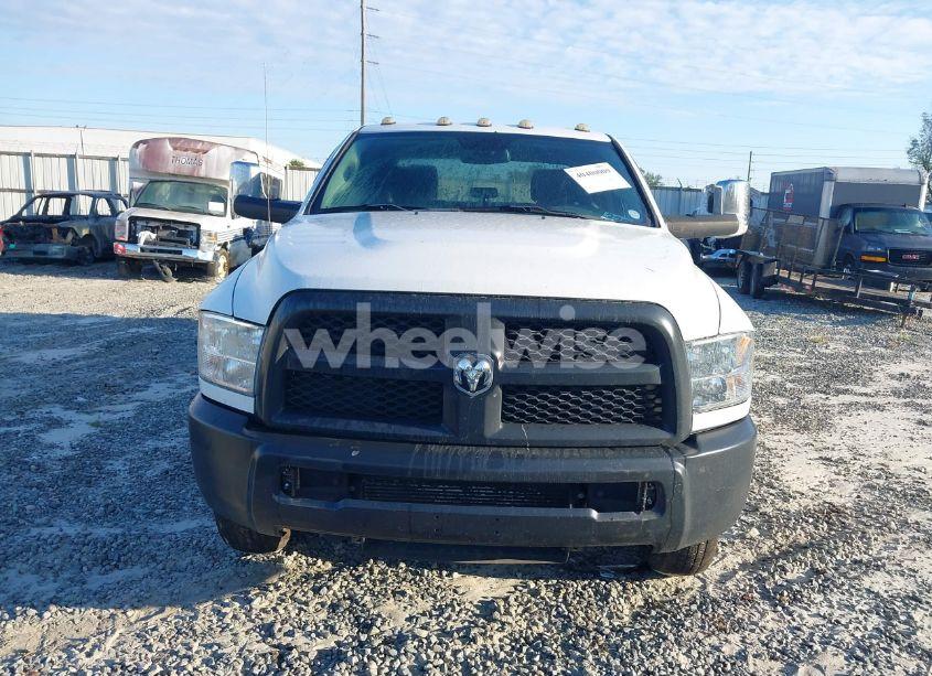 Photo 11 of 2018 Ram 3500 (VIN 3C63RRGL7JG267101)