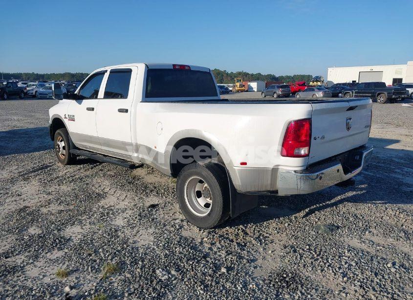 Photo 3 of 2018 Ram 3500 (VIN 3C63RRGL7JG267101)