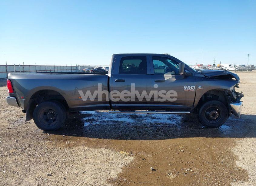 Photo 14 of 2018 Ram 3500 TRADESMAN 4X4 8' BOX (VIN 3C63RRGL7JG352634)