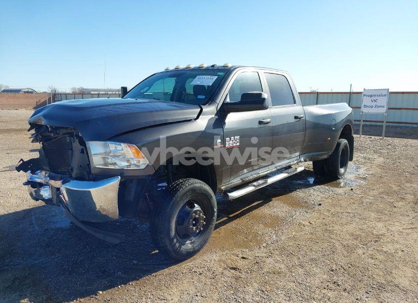 Photo 2 of 2018 Ram 3500 TRADESMAN 4X4 8' BOX (VIN 3C63RRGL7JG352634)