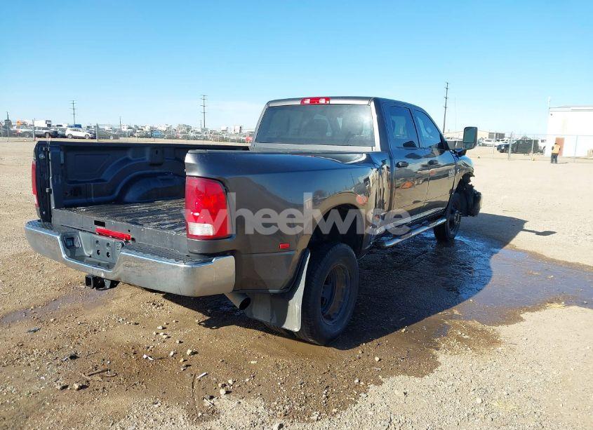 Photo 4 of 2018 Ram 3500 TRADESMAN 4X4 8' BOX (VIN 3C63RRGL7JG352634)