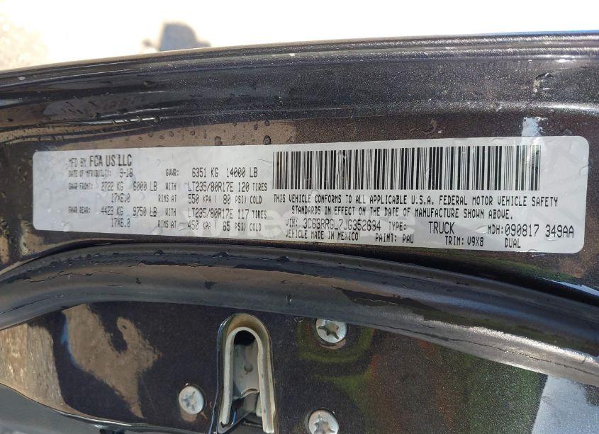 Photo 8 of 2018 Ram 3500 TRADESMAN 4X4 8' BOX (VIN 3C63RRGL7JG352634)