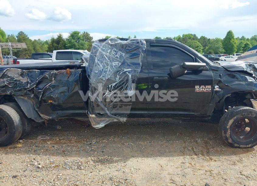 Photo 15 of 2018 Ram 3500 TRADESMAN 4X4 8' BOX (VIN 3C63RRGL7JG354710)