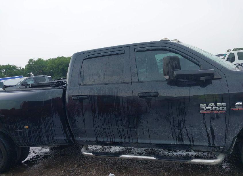 Photo 14 of 2018 Ram 3500 TRADESMAN 4X4 8' BOX (VIN 3C63RRGL7JG413044)