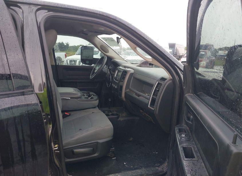 Photo 5 of 2018 Ram 3500 TRADESMAN 4X4 8' BOX (VIN 3C63RRGL7JG413044)