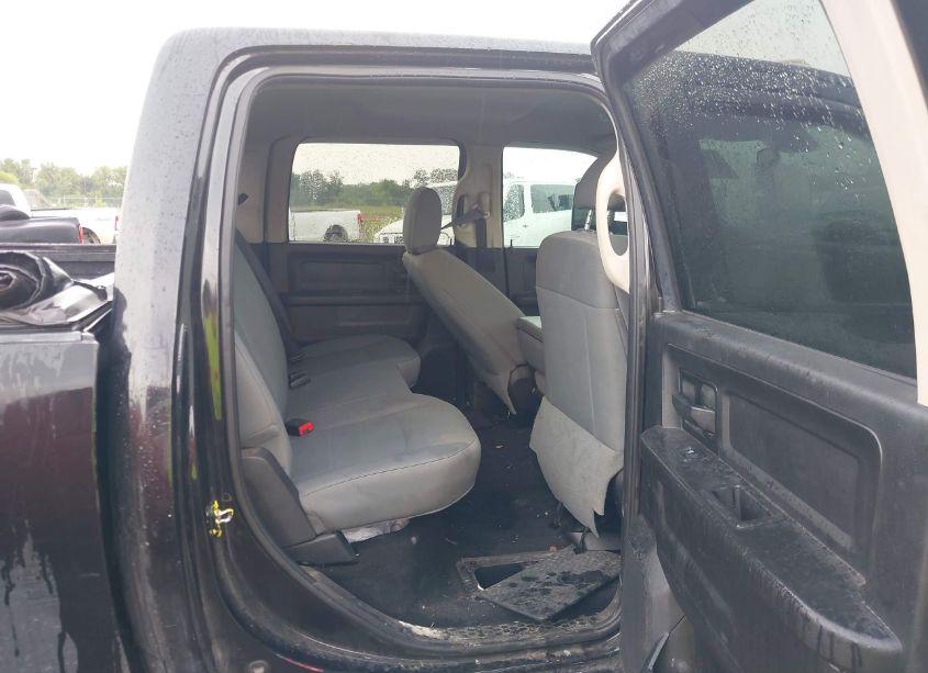 Photo 7 of 2018 Ram 3500 TRADESMAN 4X4 8' BOX (VIN 3C63RRGL7JG413044)