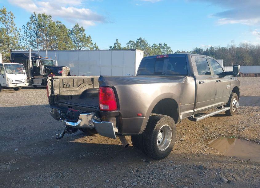 Photo 11 of 2014 Ram 3500 SLT (VIN 3C63RRHJ1EG270028)