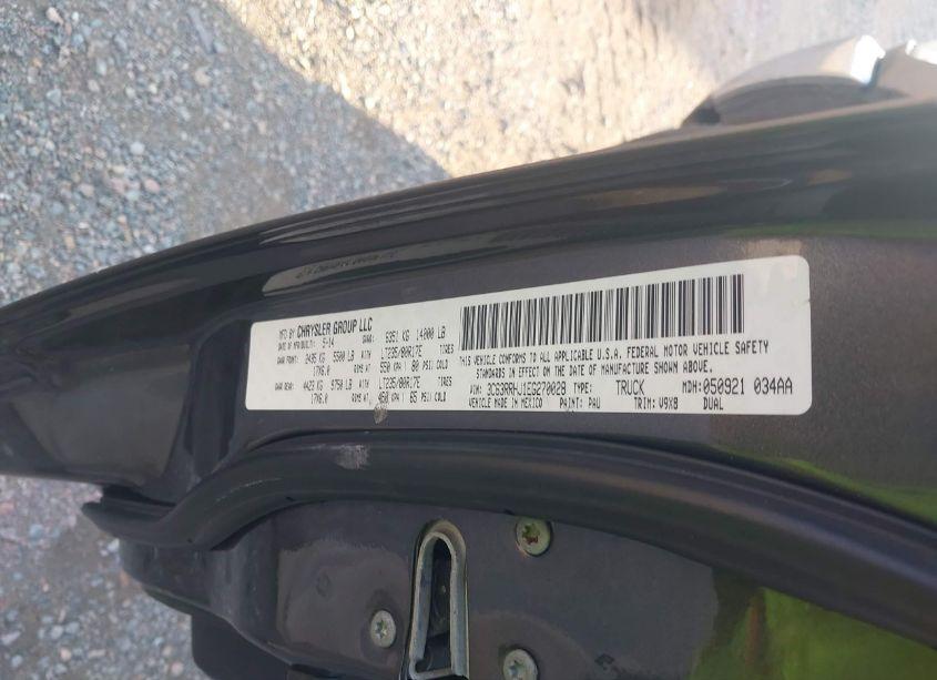 Photo 8 of 2014 Ram 3500 SLT (VIN 3C63RRHJ1EG270028)