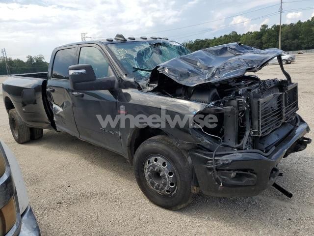 Photo 4 of 2024 RAM 3500 BIG HORN (VIN 3C63RRHL0RG414515)