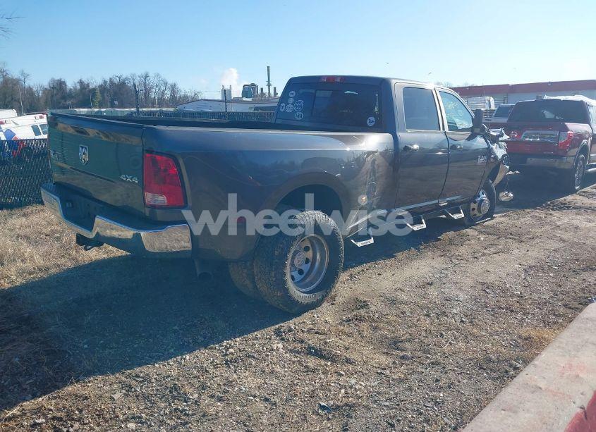 Photo 4 of 2015 Ram 3500 BIG HORN (VIN 3C63RRHL2FG618843)
