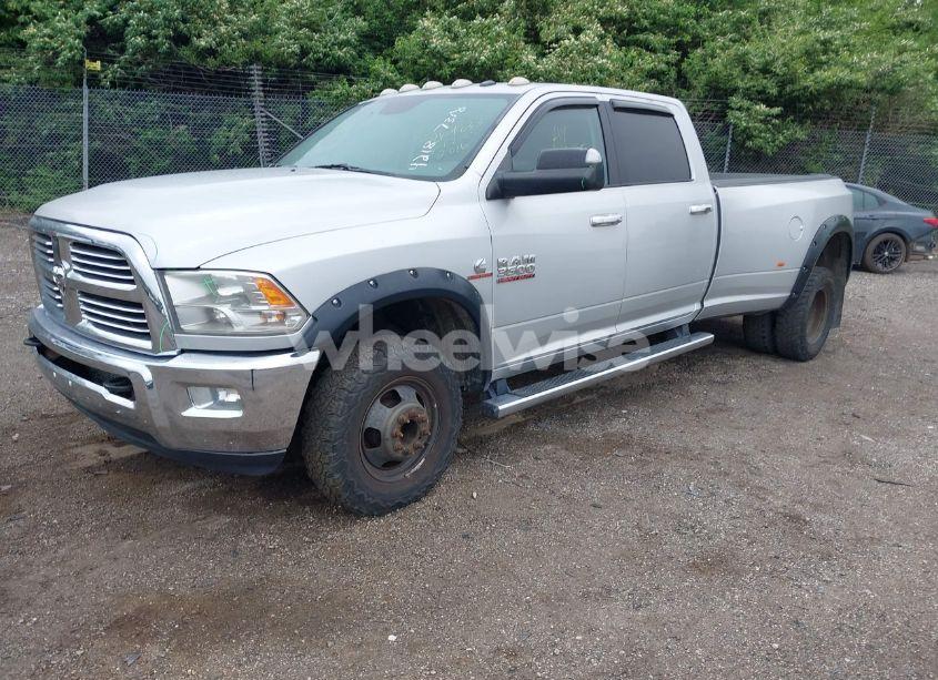 Photo 2 of 2016 Ram 3500 BIG HORN (VIN 3C63RRHL2GG220856)