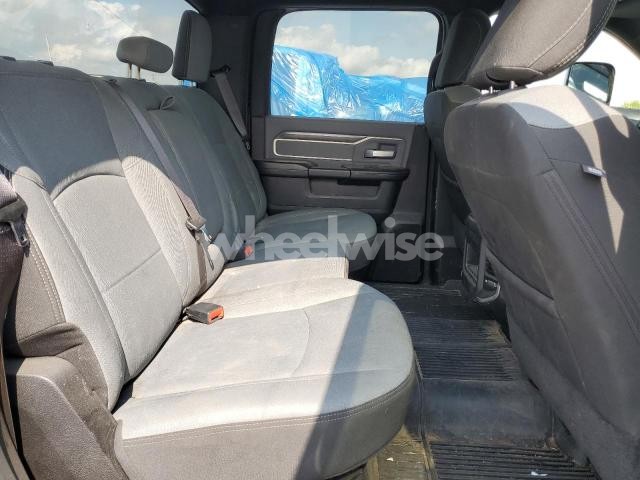 Photo 12 of 2021 RAM 3500 BIG HORN (VIN 3C63RRHL3MG642789)