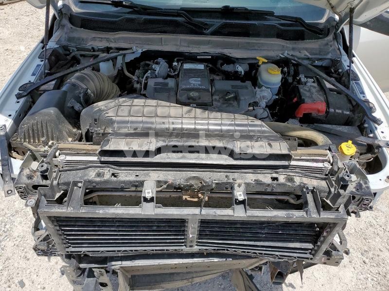 Photo 6 of 2024 RAM 3500 BIG HORN (VIN 3C63RRHL3RG273052)