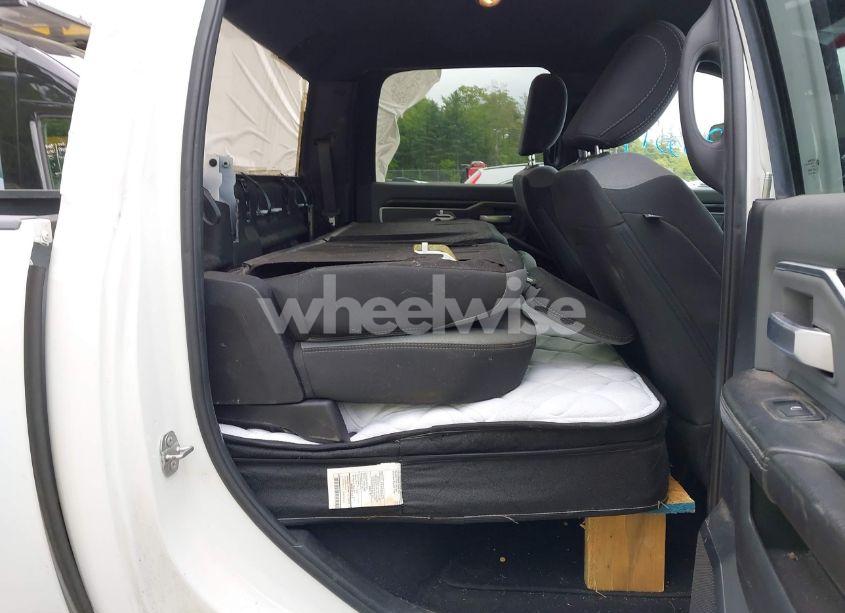 Photo 8 of 2021 Ram 3500 N/A (VIN 3C63RRHL5MG527823)