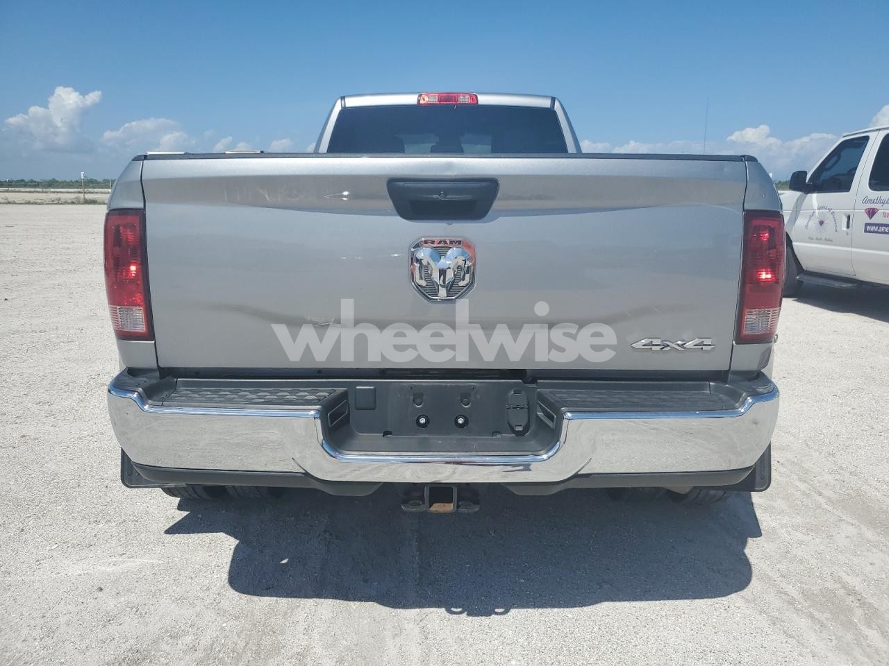 Photo 6 of 2024 RAM 3500 BIG HORN/LONE STAR (VIN 3C63RRHL5RG110001)