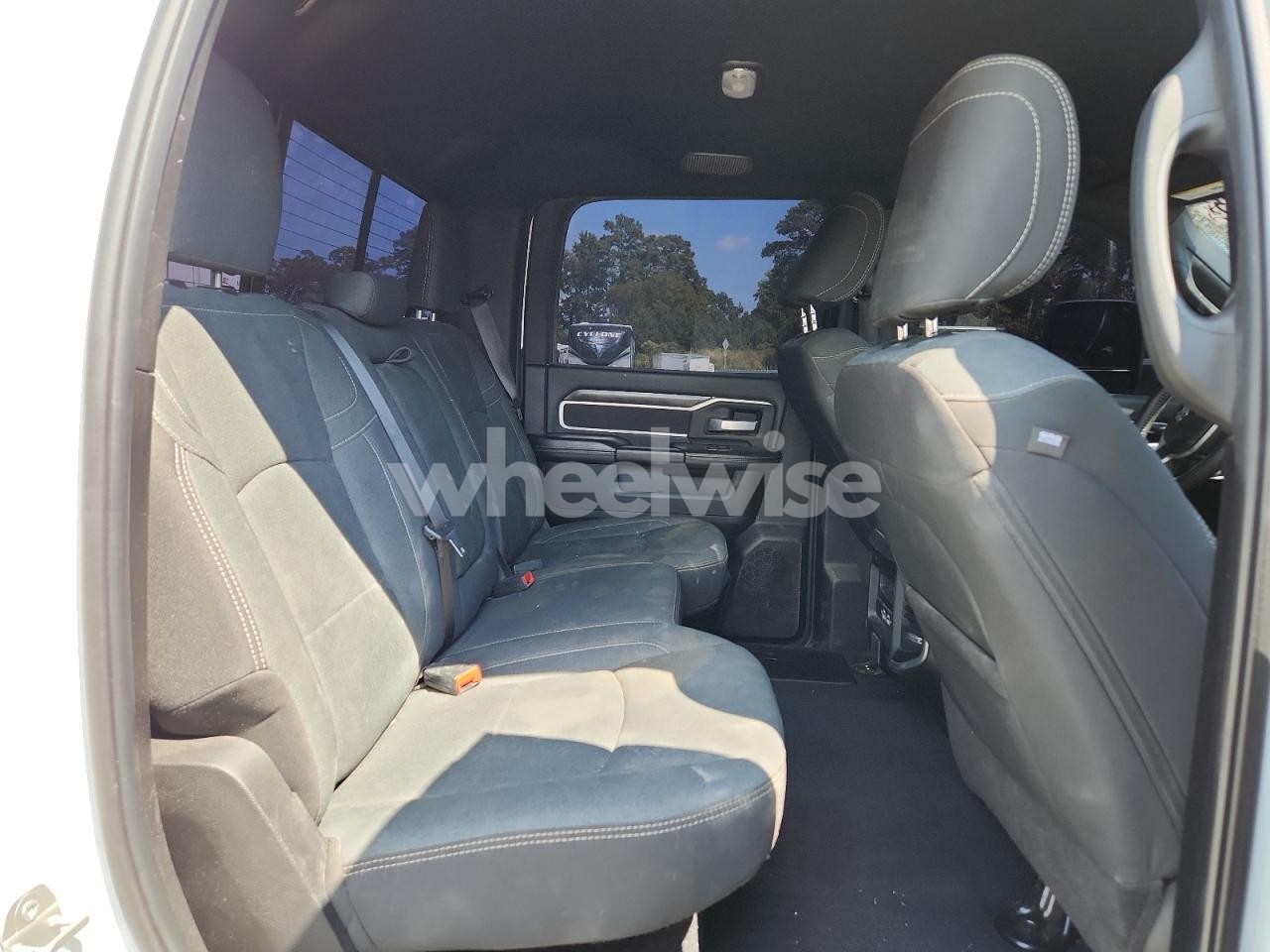 Photo 11 of 2024 RAM 3500 BIG HORN (VIN 3C63RRHL5RG156010)