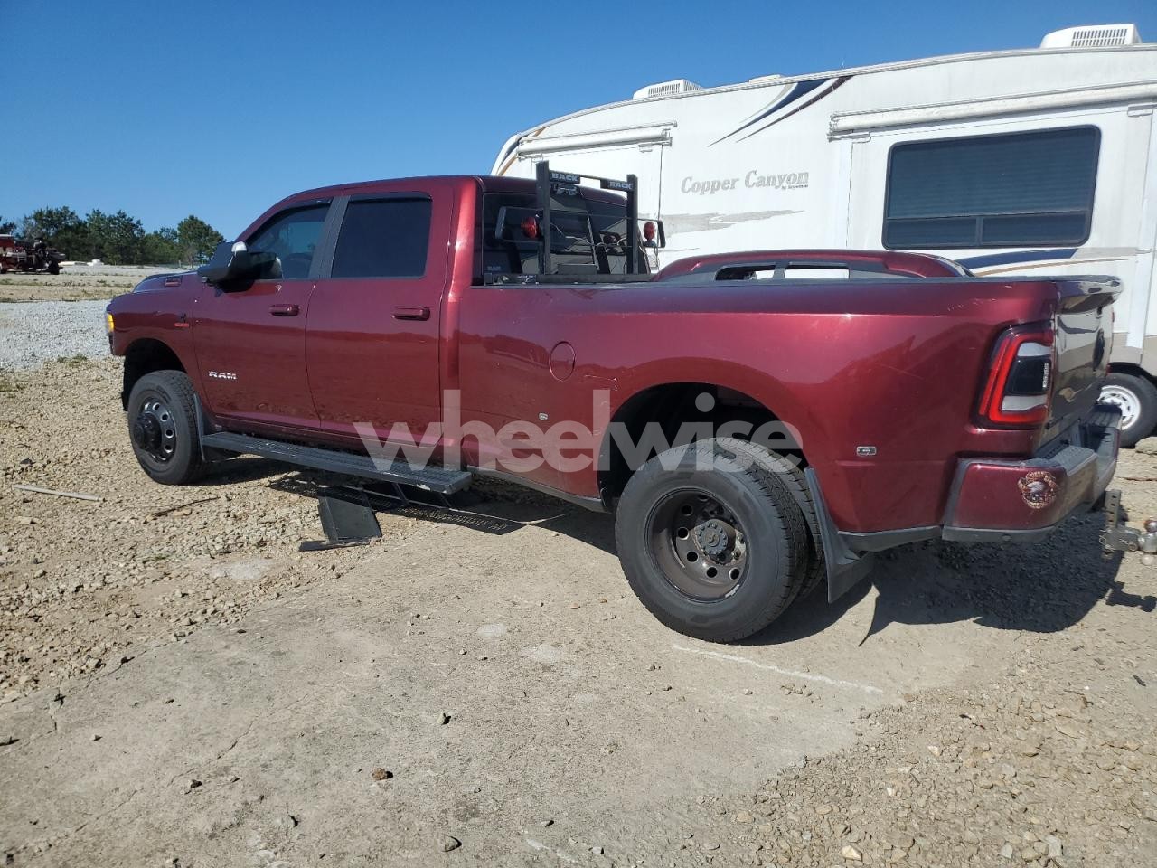 Photo 2 of 2022 RAM 3500 BIG HORN/LONE STAR (VIN 3C63RRHL6NG135242)