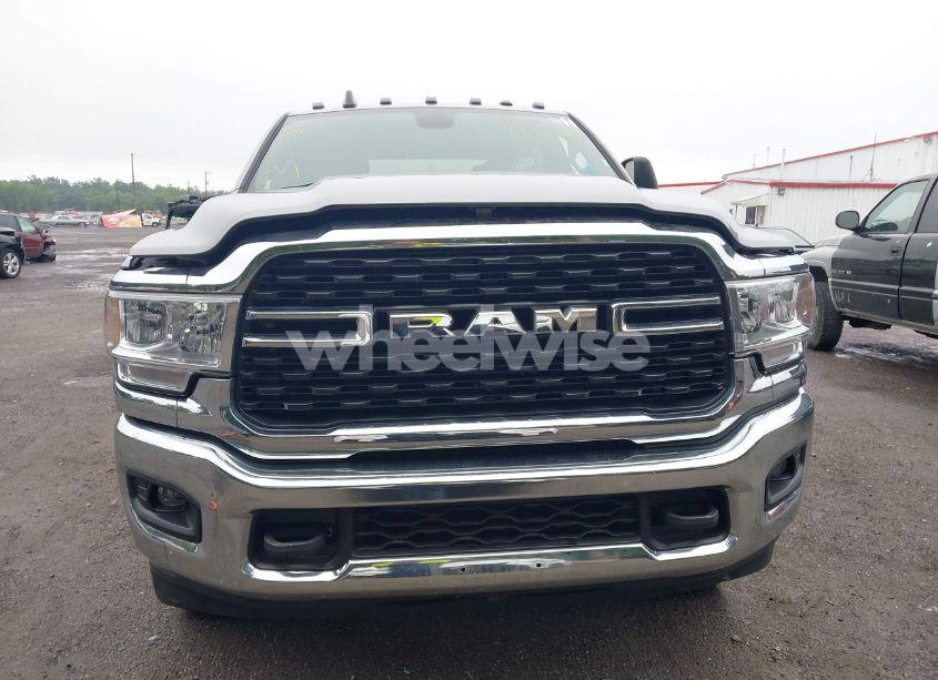 Photo 12 of 2024 Ram 3500 BIG HORN 4X4 8' BOX (VIN 3C63RRHL7RG289500)