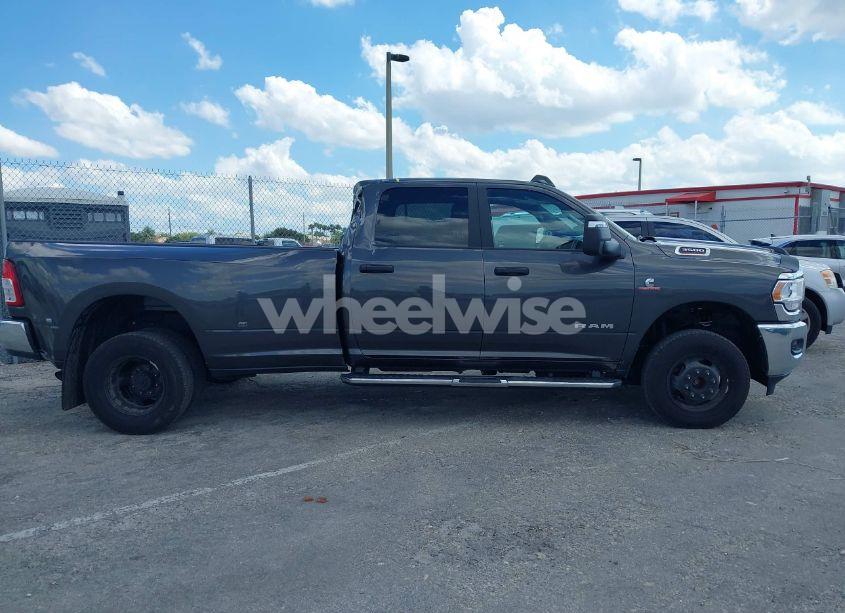 Photo 13 of 2024 Ram 3500 BIG HORN 4X4 8' BOX (VIN 3C63RRHL7RG350294)
