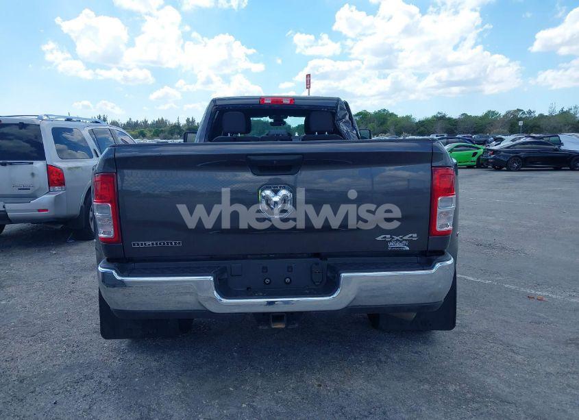 Photo 15 of 2024 Ram 3500 BIG HORN 4X4 8' BOX (VIN 3C63RRHL7RG350294)