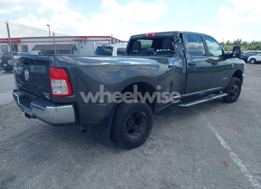 Photo 4 of 2024 Ram 3500 BIG HORN 4X4 8' BOX (VIN 3C63RRHL7RG350294)