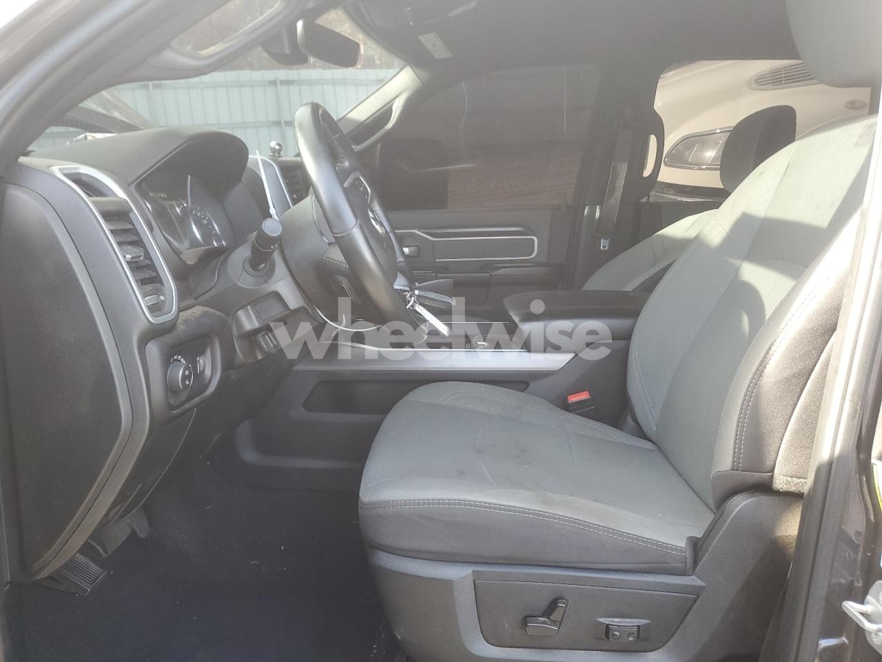 Photo 7 of 2023 RAM 3500 BIG HORN (VIN 3C63RRHL8PG542210)