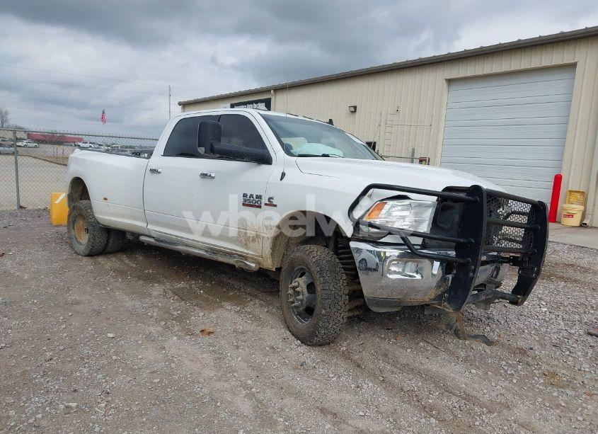2018 Ram 3500 SLT (VIN 3C63RRHL9JG267938) main photo