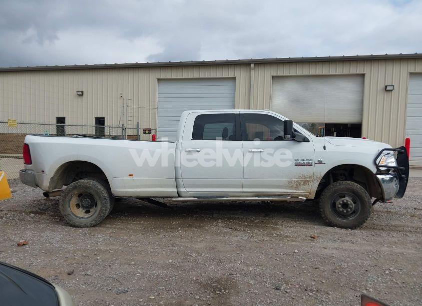 Photo 17 of 2018 Ram 3500 SLT (VIN 3C63RRHL9JG267938)