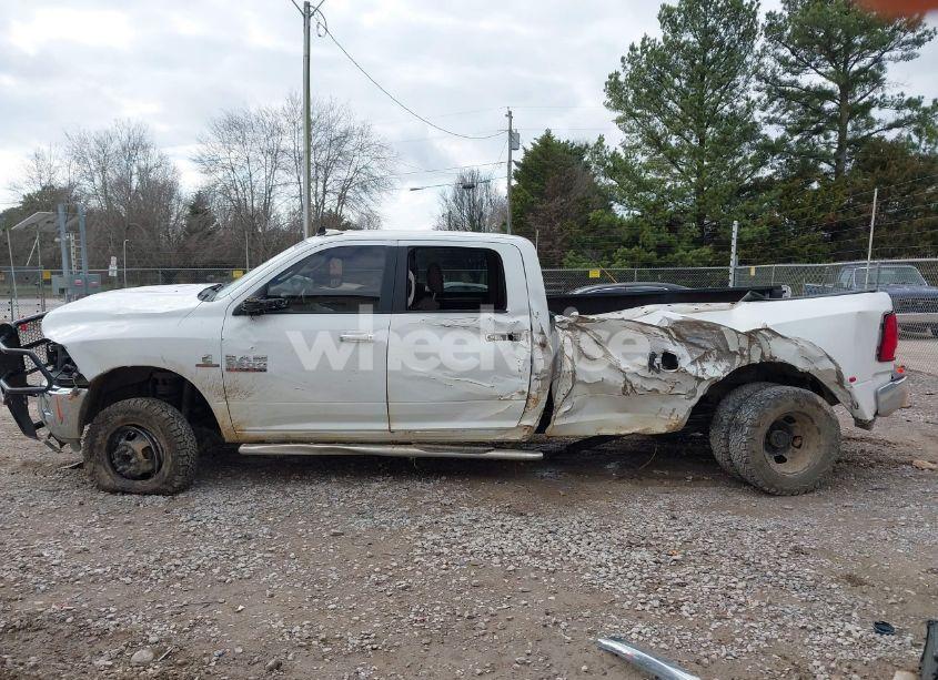 Photo 18 of 2018 Ram 3500 SLT (VIN 3C63RRHL9JG267938)
