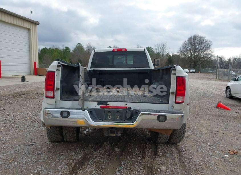 Photo 19 of 2018 Ram 3500 SLT (VIN 3C63RRHL9JG267938)