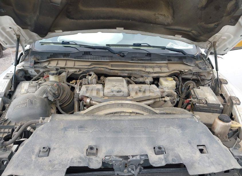 Photo 9 of 2018 Ram 3500 SLT (VIN 3C63RRHL9JG267938)