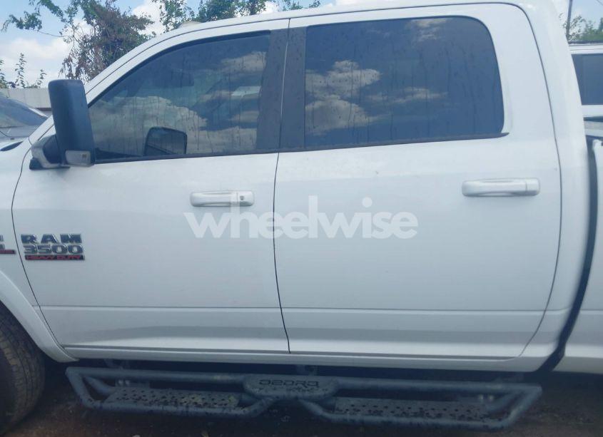 Photo 14 of 2018 Ram 3500 LARAMIE 4X4 8' BOX (VIN 3C63RRJL1JG155032)