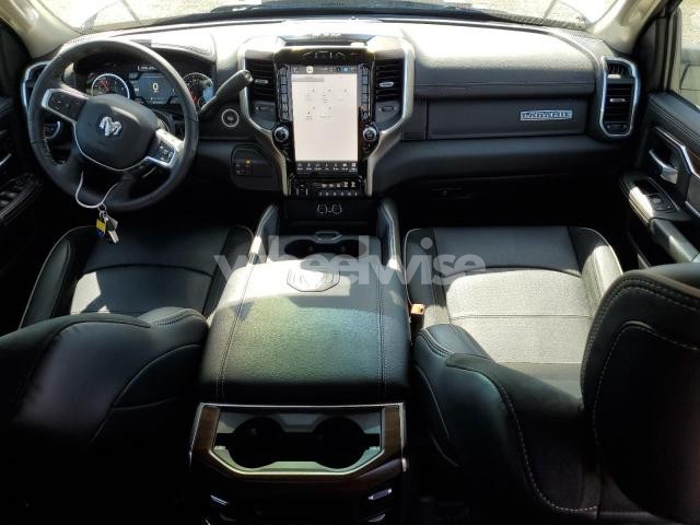 Photo 11 of 2024 RAM 3500 LARAMIE N/A (VIN 3C63RRJL1RG391725)