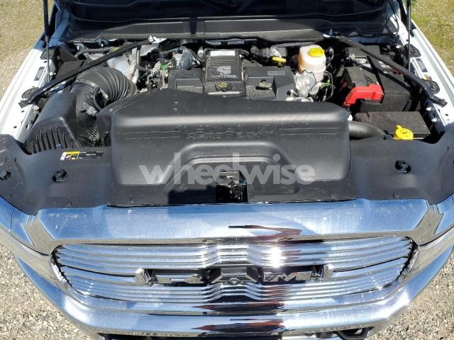 Photo 5 of 2024 RAM 3500 LARAMIE N/A (VIN 3C63RRJL1RG391725)