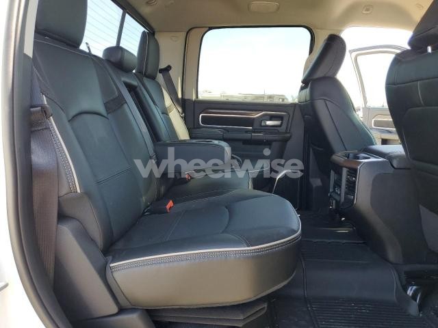 Photo 7 of 2024 RAM 3500 LARAMIE N/A (VIN 3C63RRJL1RG391725)