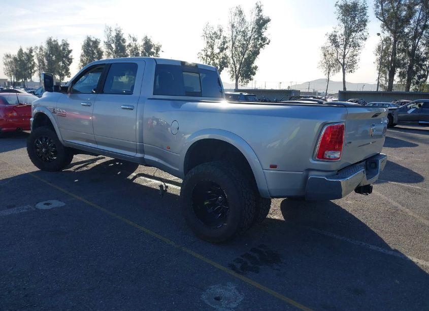 Photo 3 of 2016 Ram 3500 LARAMIE (VIN 3C63RRJL2GG390905)