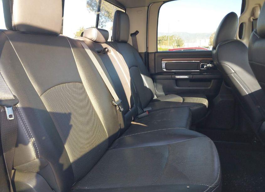 Photo 6 of 2016 Ram 3500 LARAMIE (VIN 3C63RRJL2GG390905)