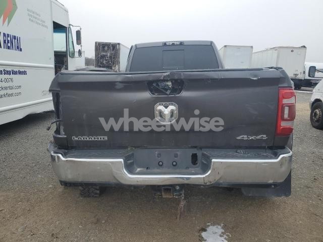 Photo 3 of 2019 RAM 3500 LARAMIE (VIN 3C63RRJL2KG637011)