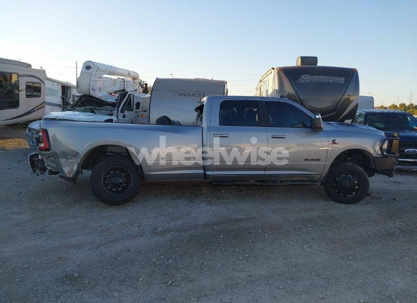 Photo 14 of 2024 Ram 3500 LARAMIE 4X4 8' BOX (VIN 3C63RRJL2RG273988)